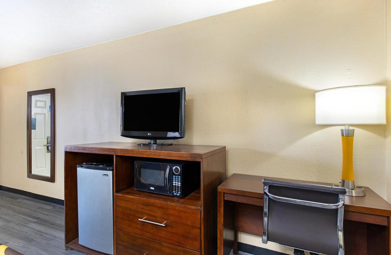 Super 8 By Wyndham Nashville West Kültér fotó